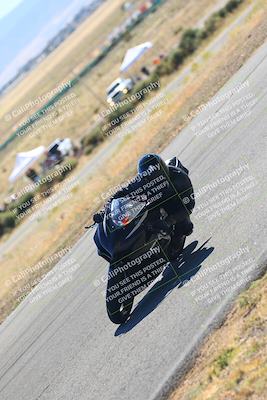 media/Oct-15-2023-TrackXperience (Sun) [[85198ff50b]]/Group 3/session 4 turn 3/